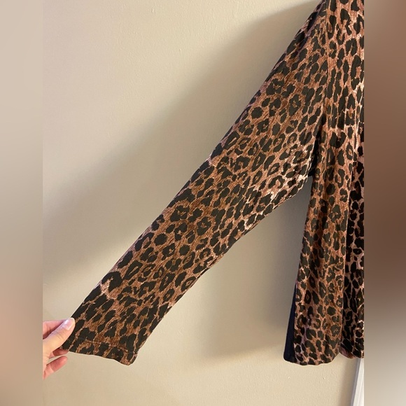 Johnny Was Regal Rose Leopard Print‎ Bamboo Top XL - Picture 7 of 9